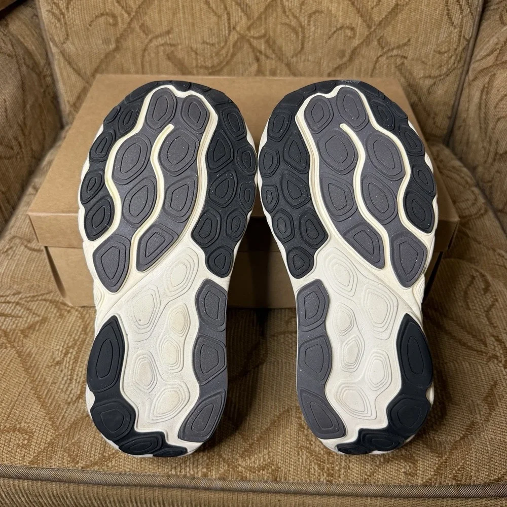 New Balance these shoes